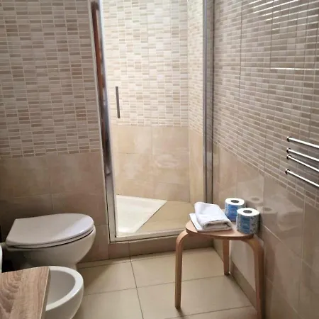 Bed & Breakfast One 3*