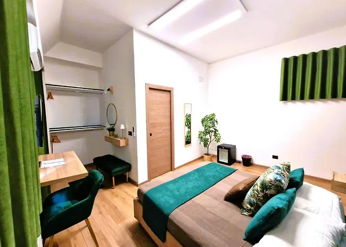 One Bed & Breakfast 3*